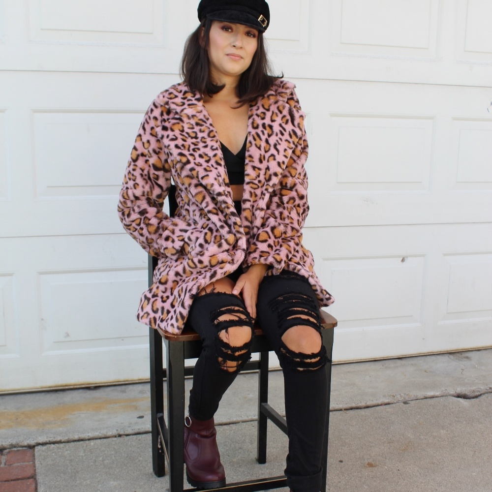 ποΈ//Bloggers Fave Collection// pink leopard coat - Picture 8 of 8